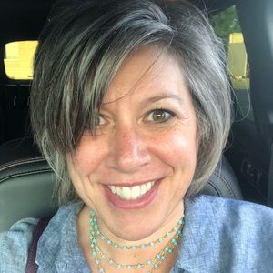 Meet your Posher, Julie